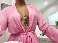 ItsLunarLiv  Onlyfans pictures