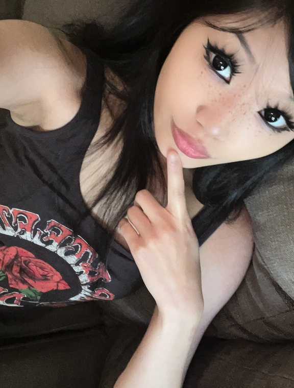 Jia Ze Onlyfans pictures