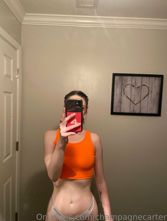 Champagne Onlyfans pictures