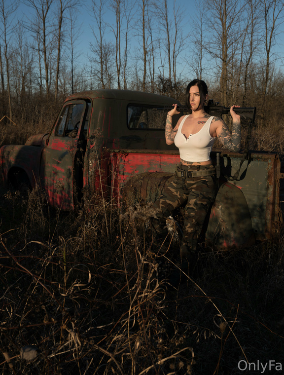 Mag Numb  Onlyfans pictures