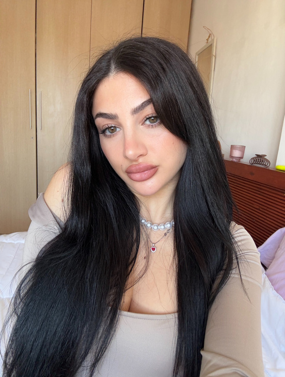 Mistress Eris Onlyfans pictures