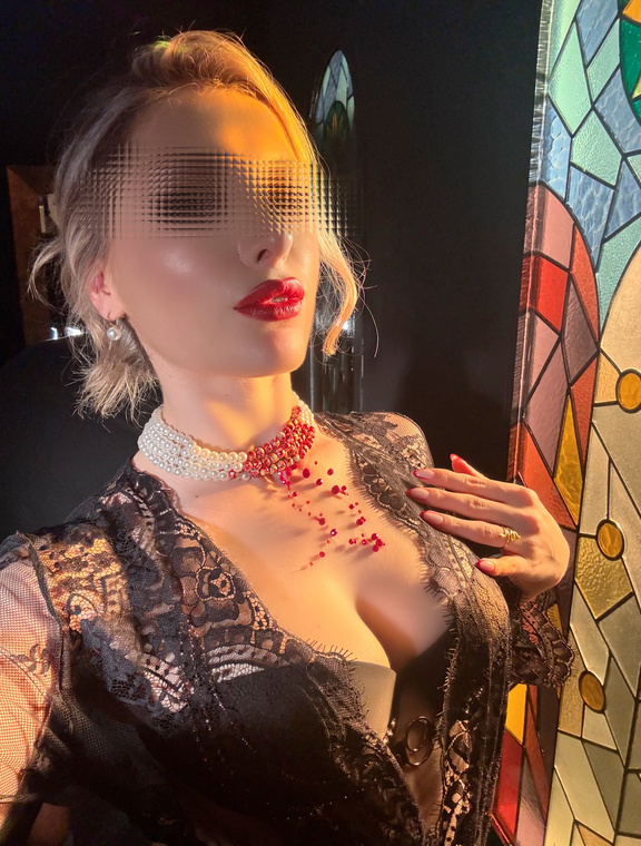 Mistress Lilith Onlyfans pictures