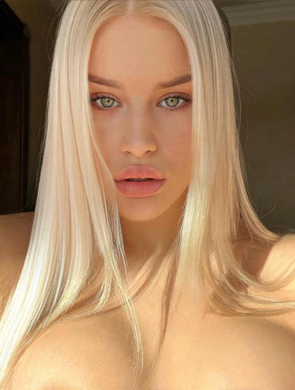 Lizy Onlyfans pictures