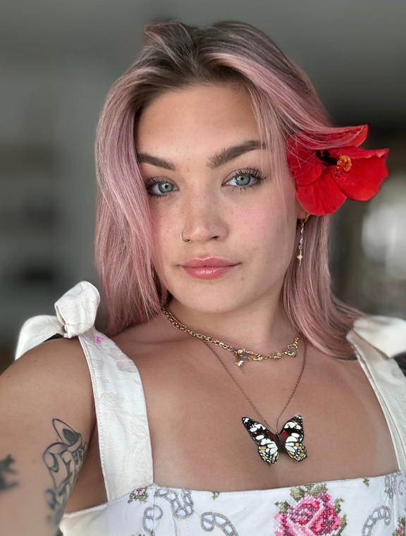 Sophia Spit Onlyfans pictures