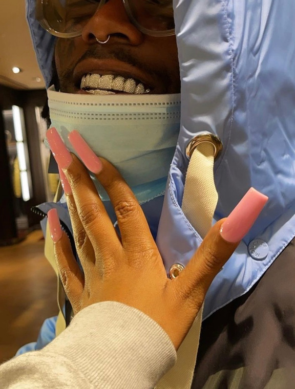 Oasis xnvyooo  Onlyfans pictures